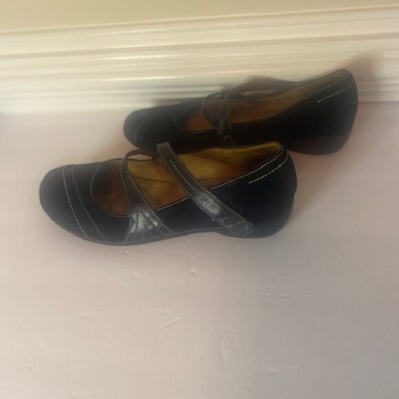 Naturalizer Nelson Black Suede, Mary Jane, Comfort women's shoes, size 9M - Picture 5 of 9